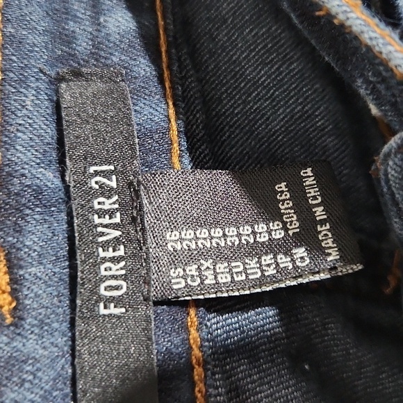 Forever 21 Jeans Womens size 26 Ankle Pants - Picture 2 of 11